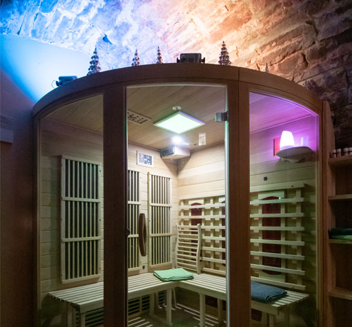 Gästezimmer und Wellnessbereich